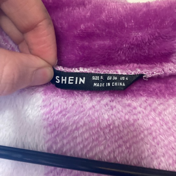 Very soft button up sweater - Picture 6 of 9